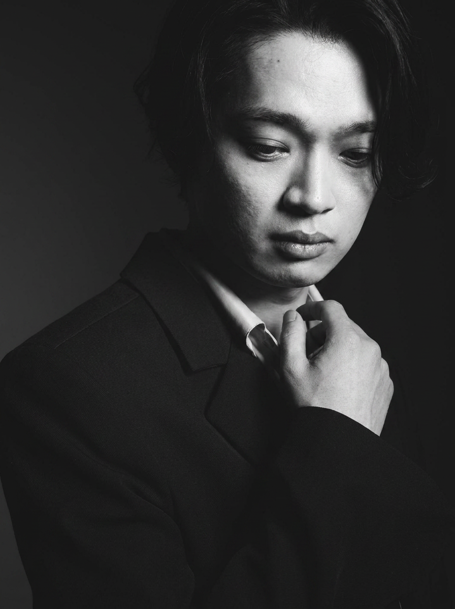 川畊 亮人 / AKI portrait